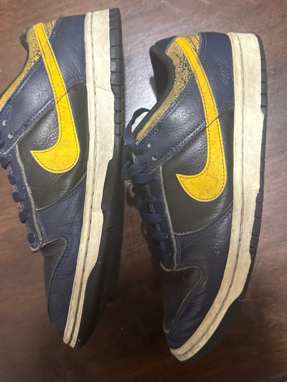 Men's Navy and Yellow Leather Low-Top Sneakers